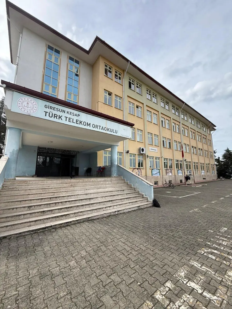 Kurum Kapak Görseli