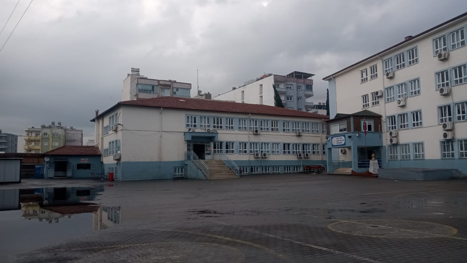 Kurum Kapak Görseli
