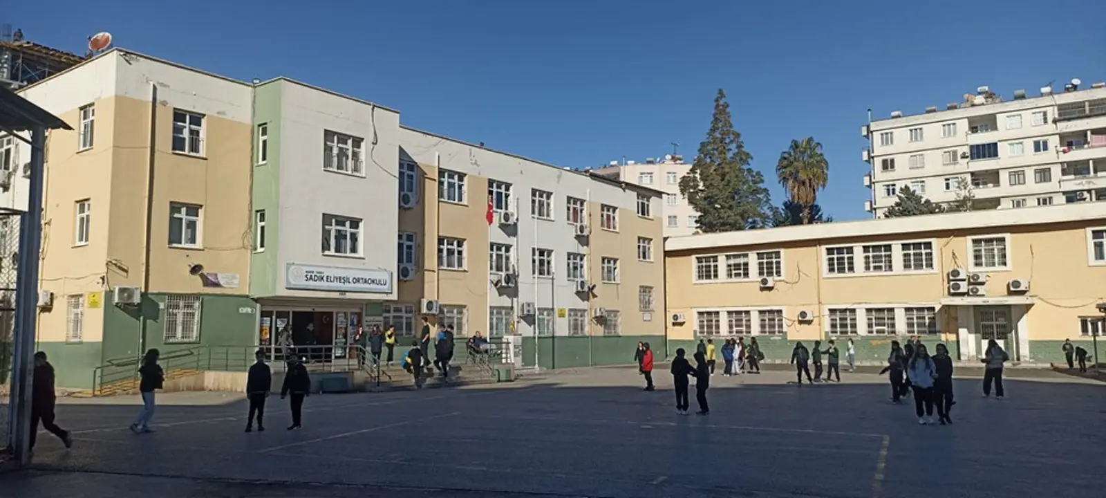 Kurum Kapak Görseli