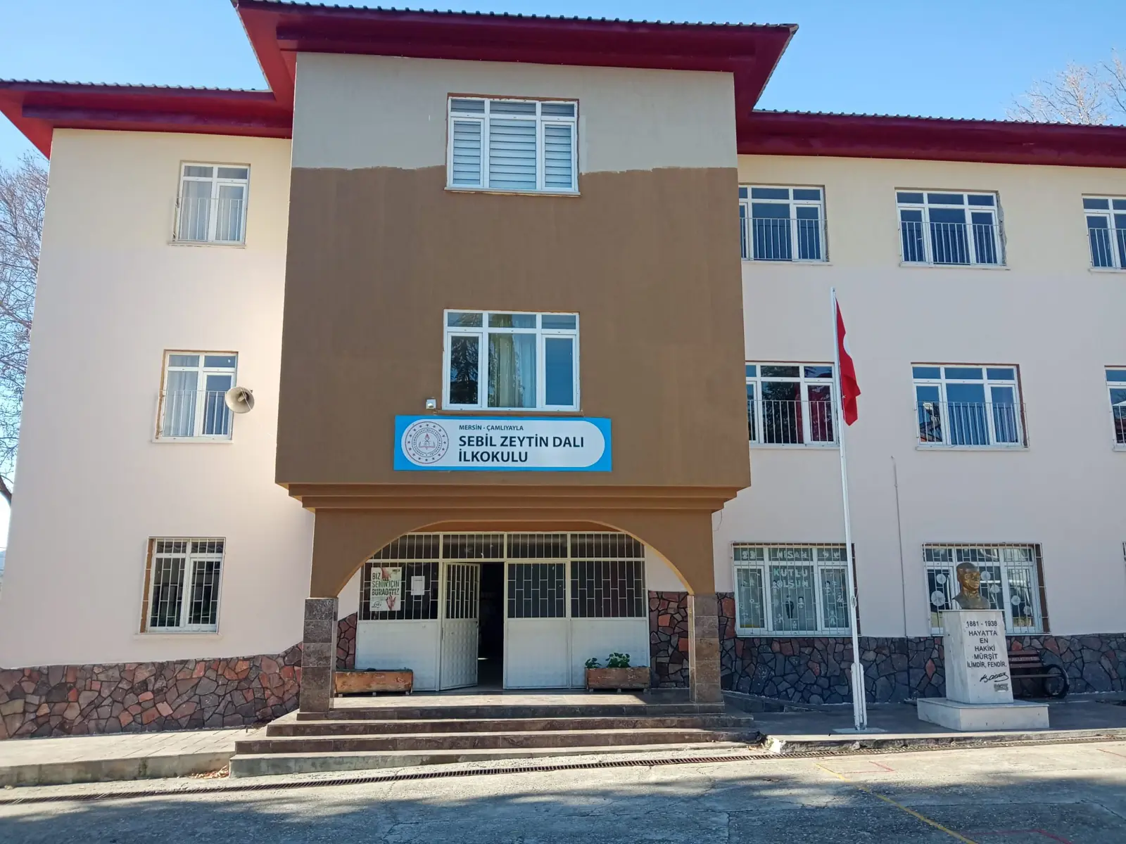 Kurum Kapak Görseli