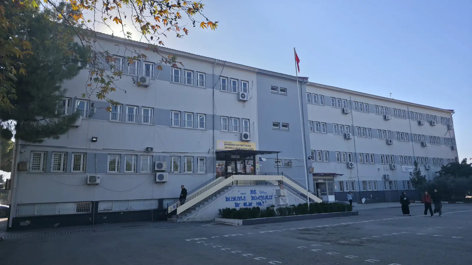 Kurum Kapak Görseli