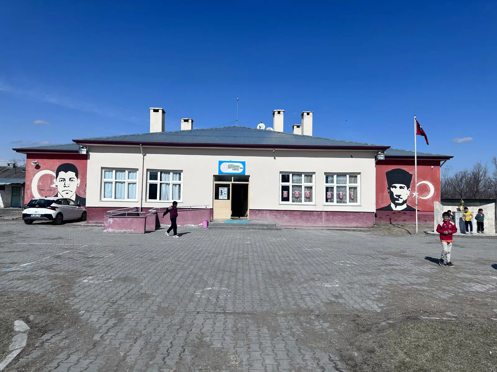 Kurum Kapak Görseli