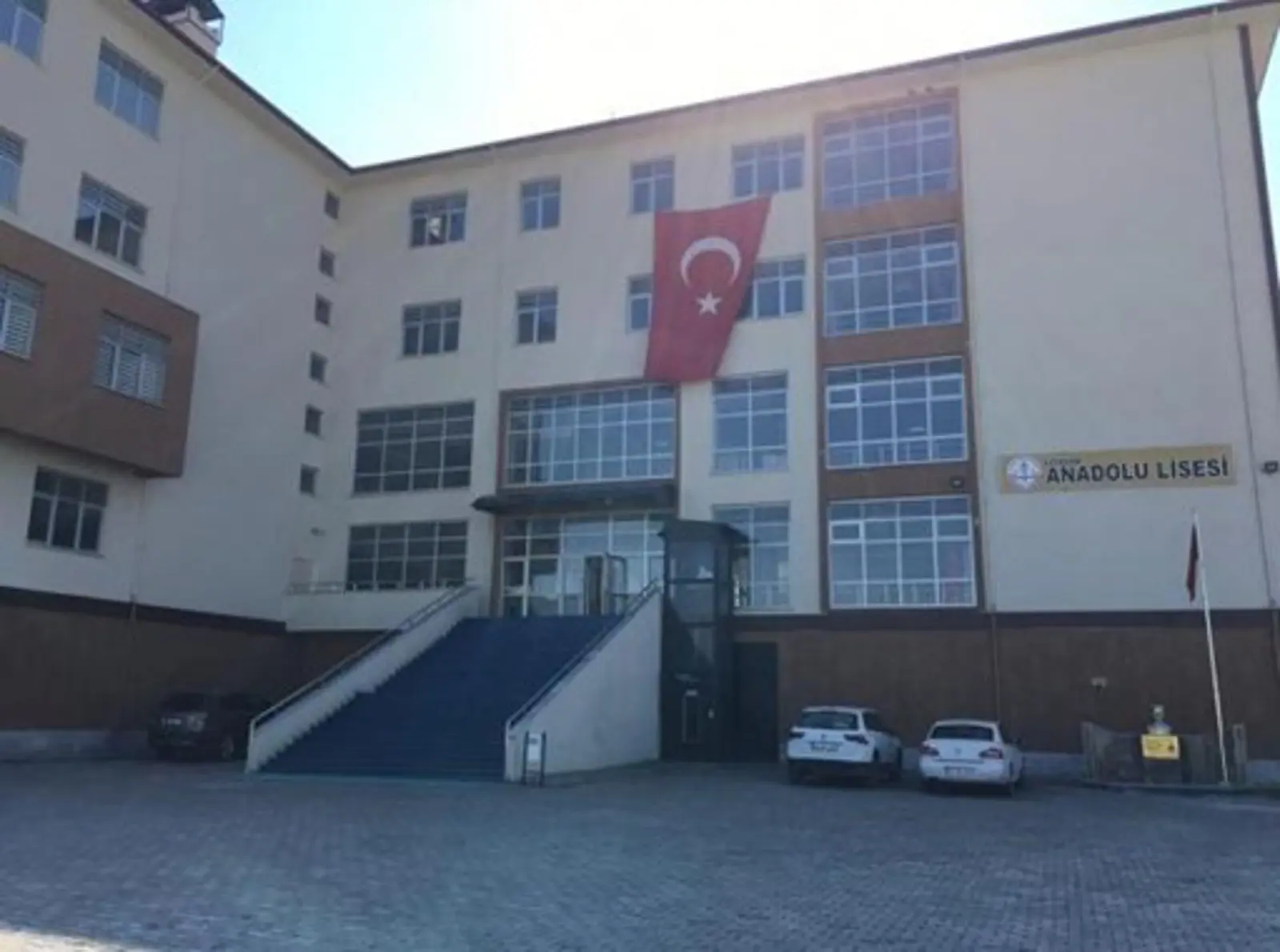 Kurum Kapak Görseli