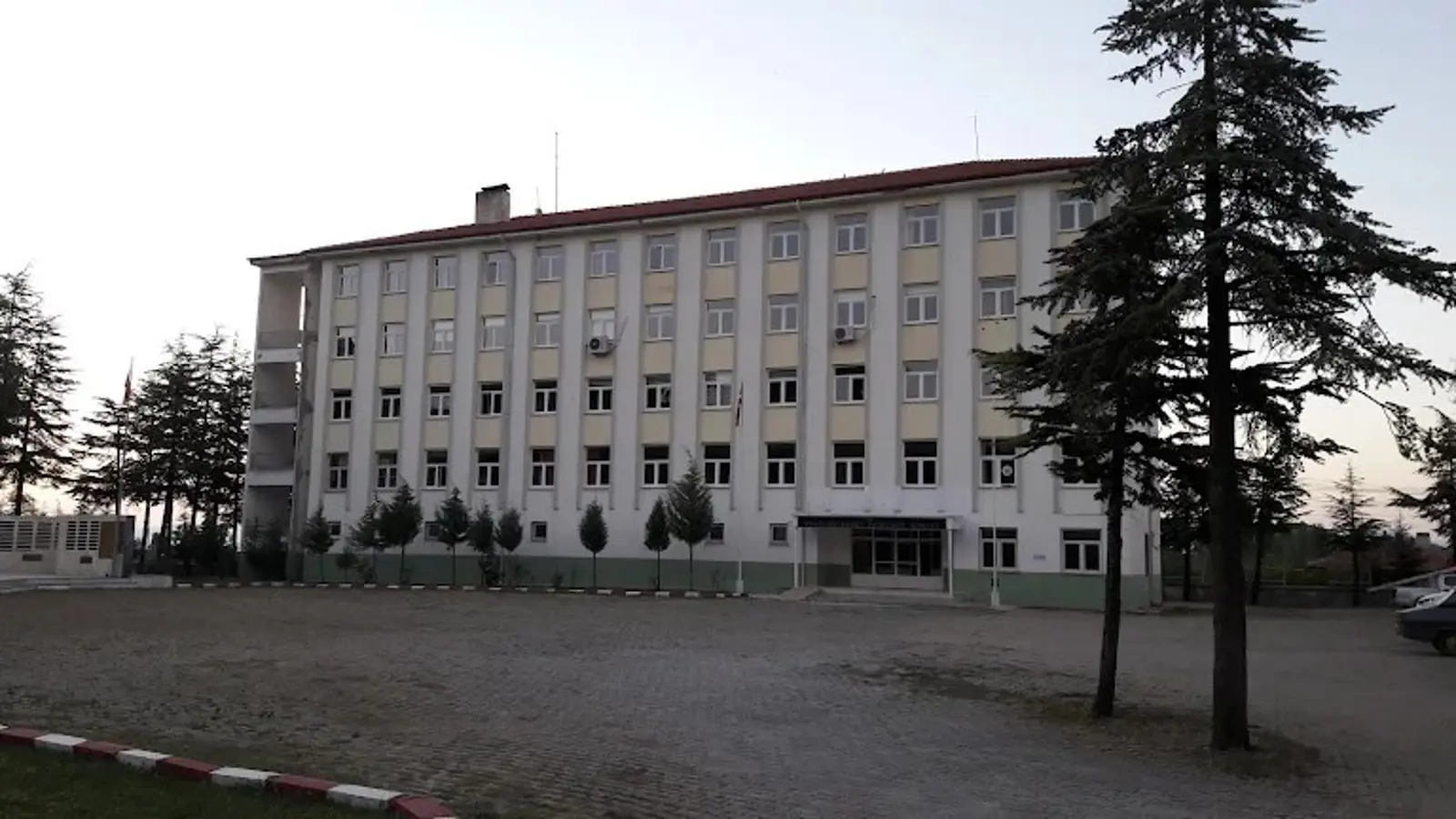Yenişarbademli İlçe Milli Eğitim Müdürlüğü 