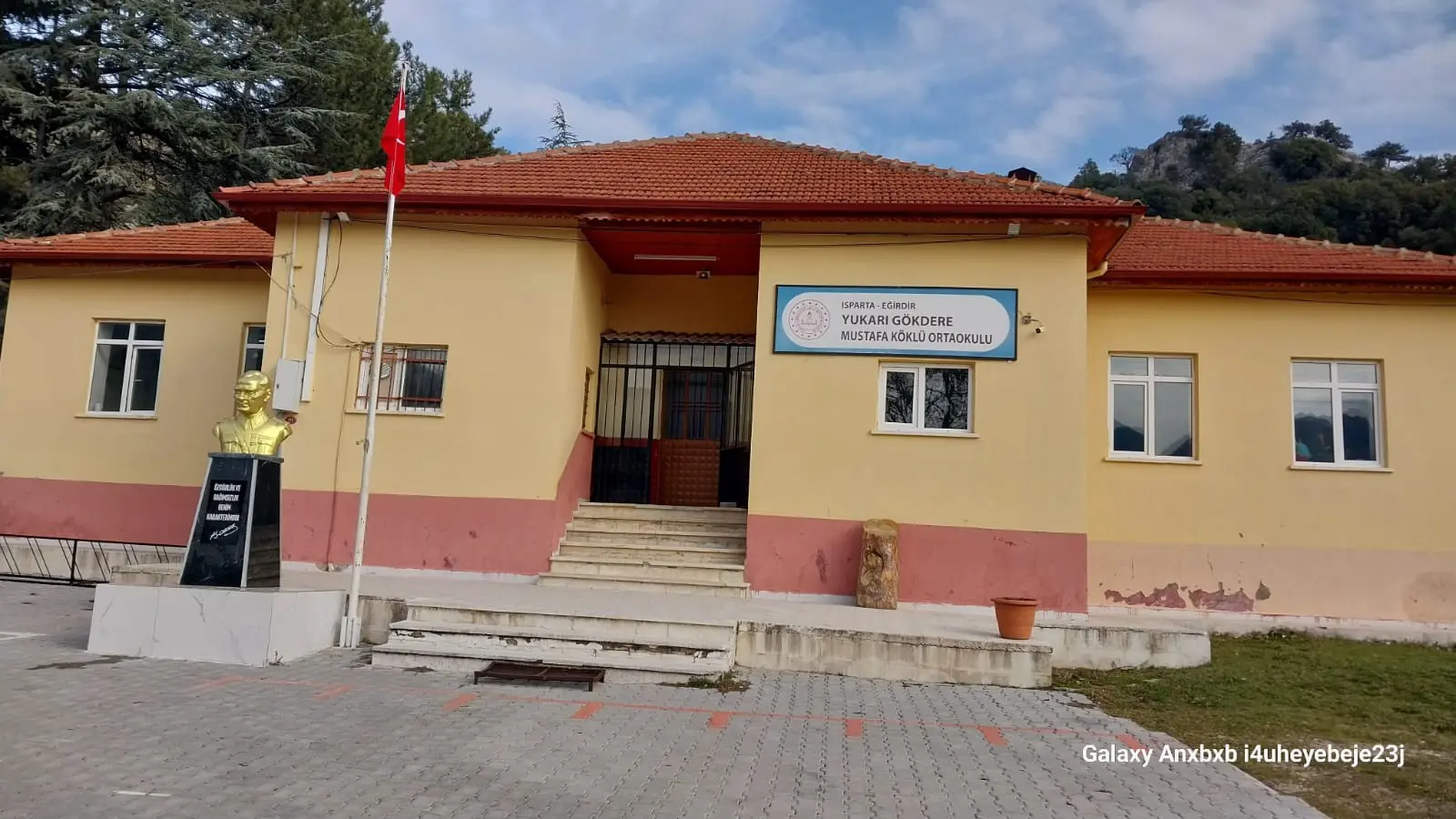 Yukarı Gökdere Mustafa Köklü Ortaokulu