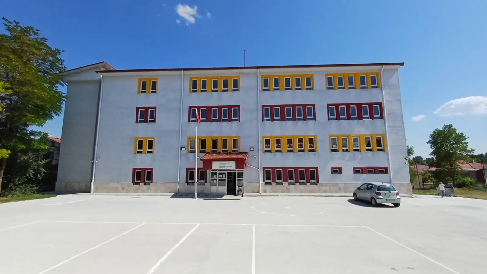 Kurum Kapak Görseli