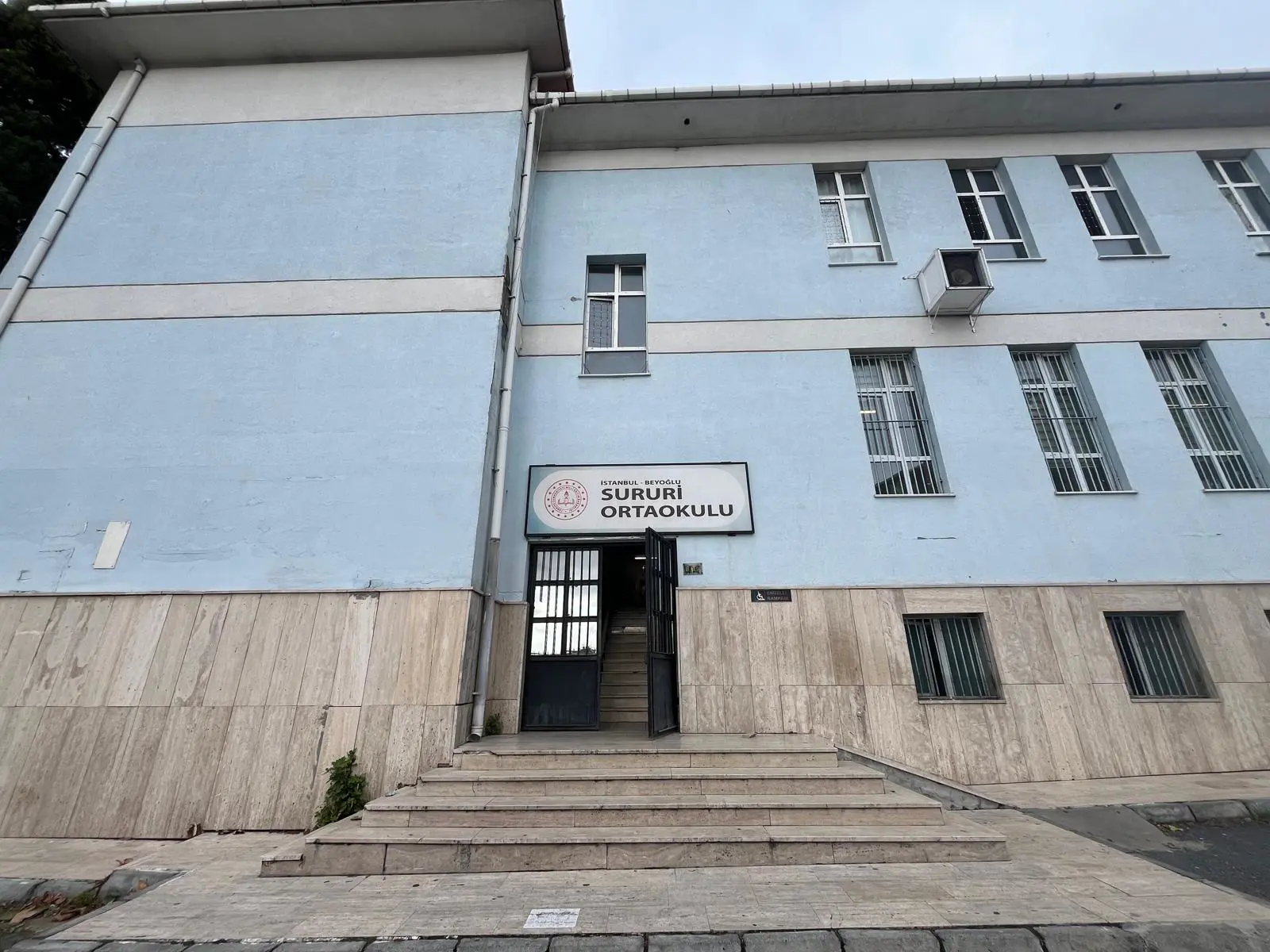 Sururi Ortaokulu