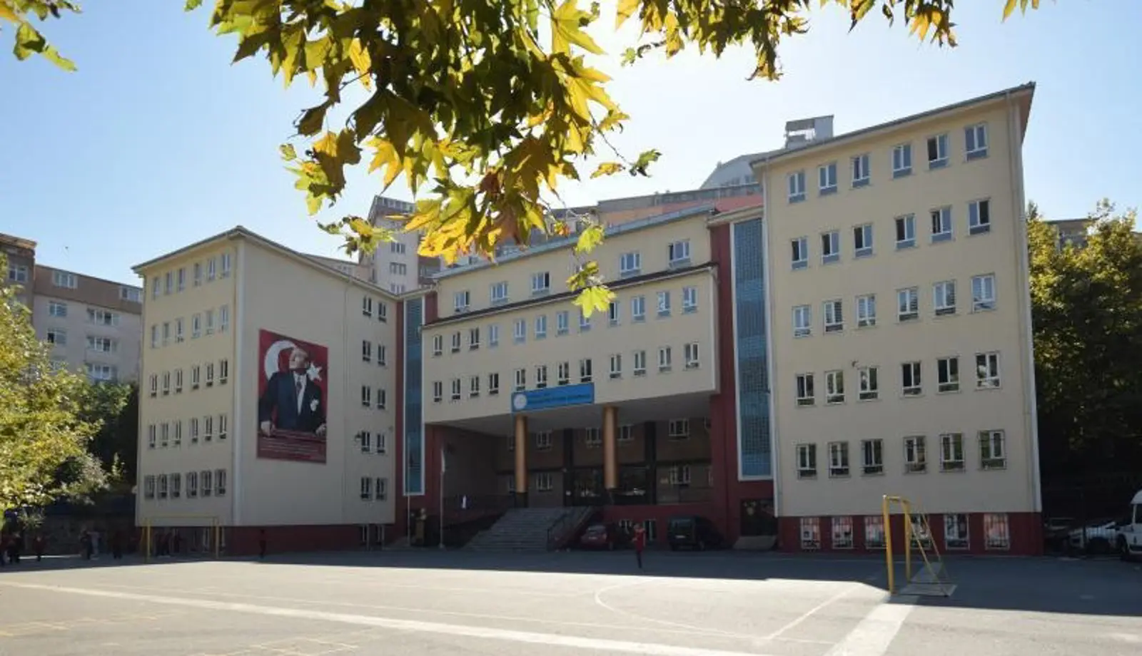 Kurum Kapak Görseli
