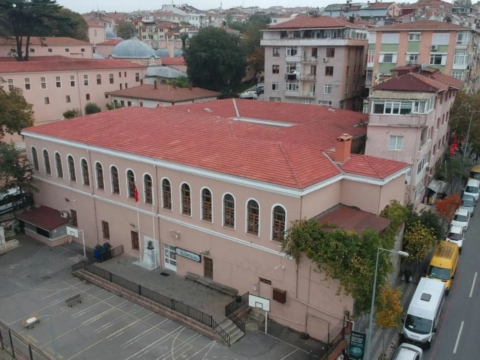 Kurum Kapak Görseli