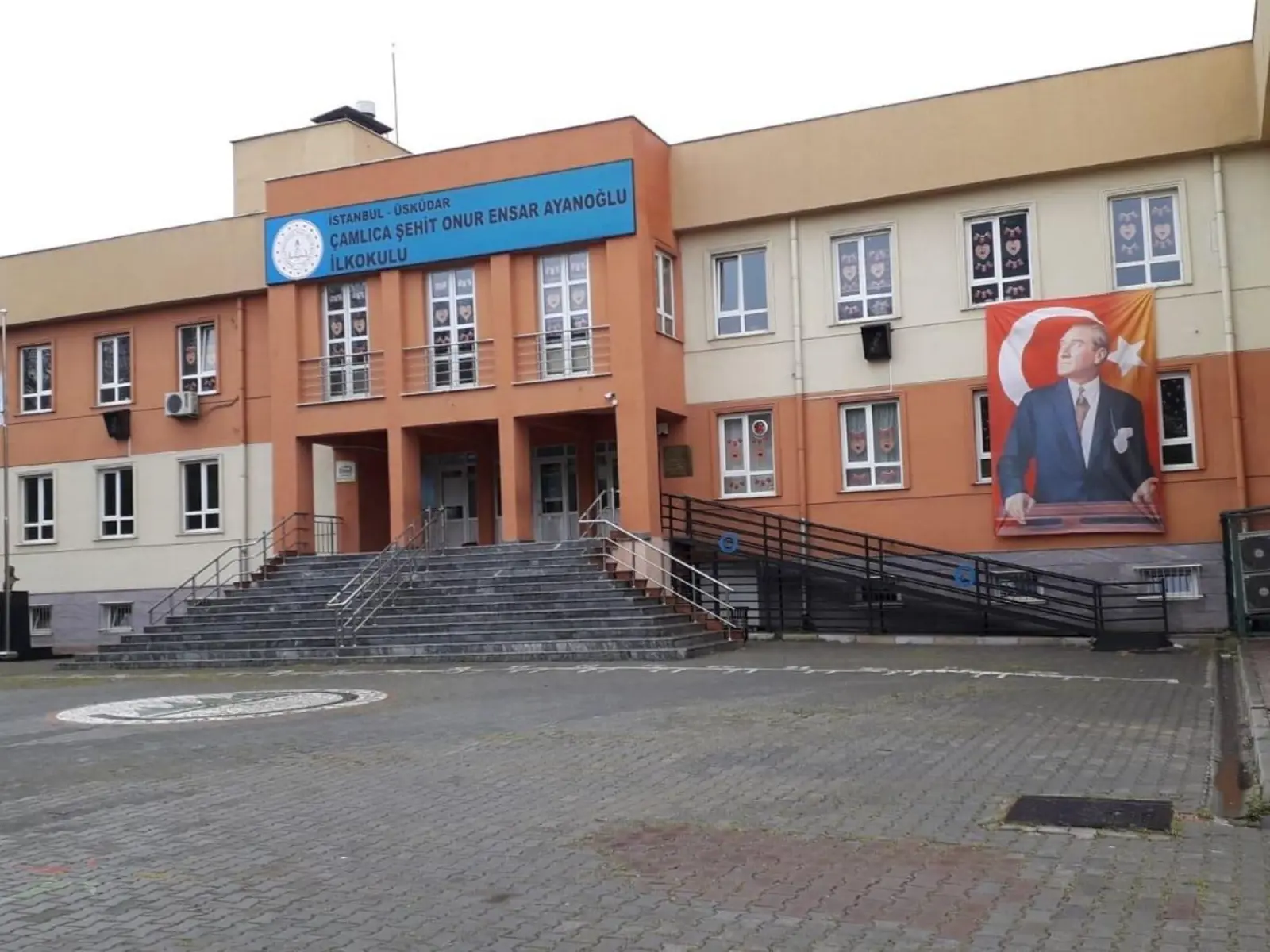 Kurum Kapak Görseli