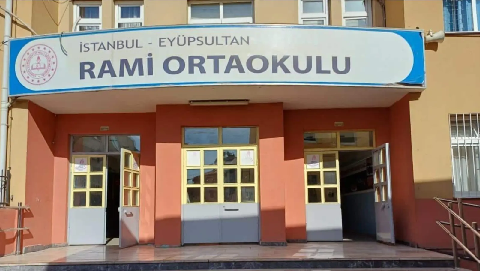 Kurum Kapak Görseli