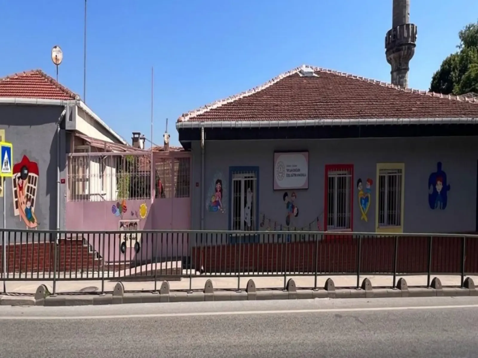 Kurum Kapak Görseli