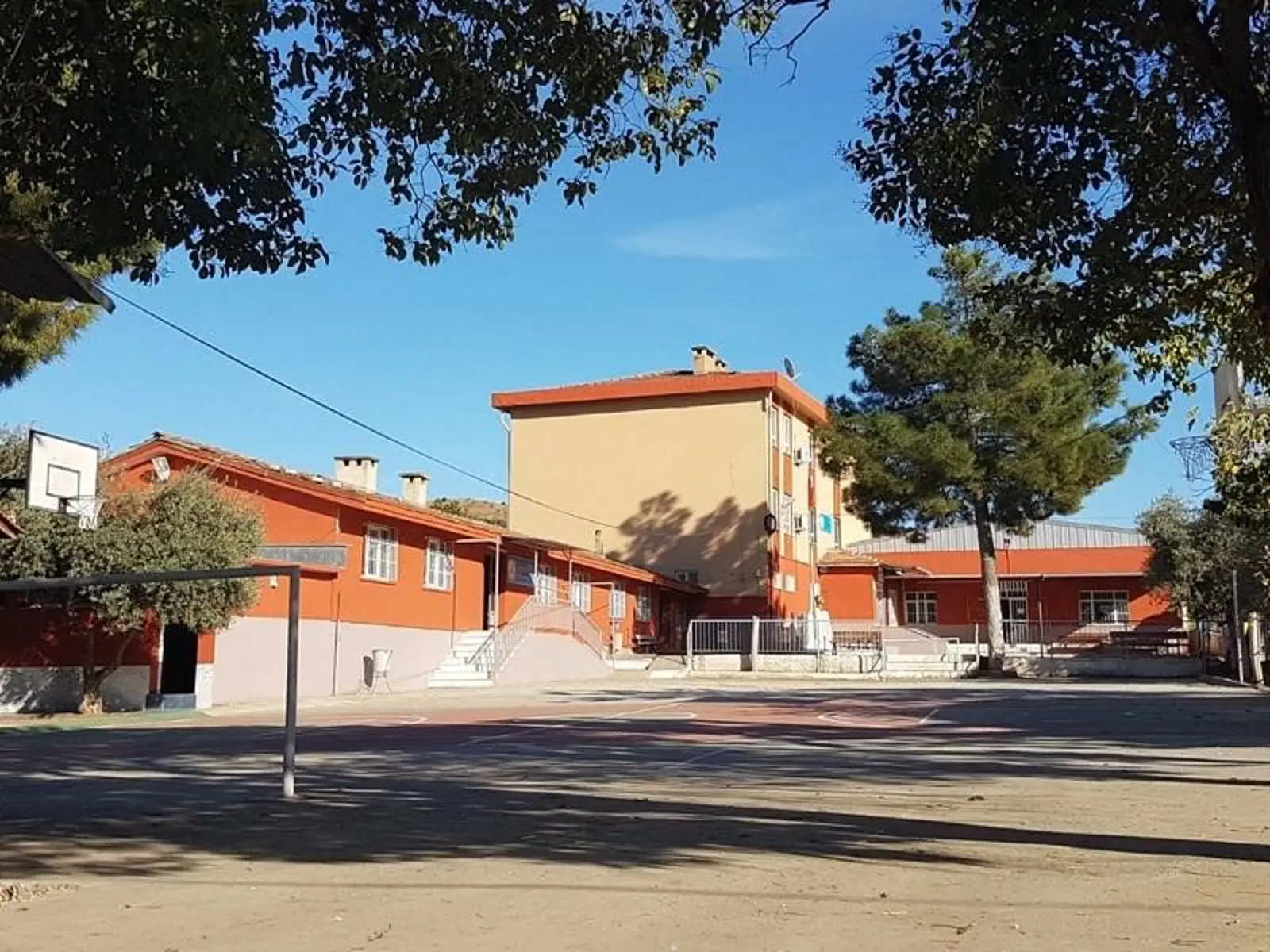 80.Yıl Aşağı Aktepe İlkokulu