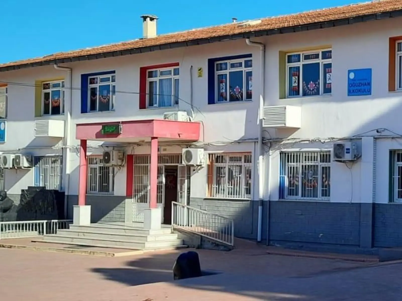 Kurum Kapak Görseli