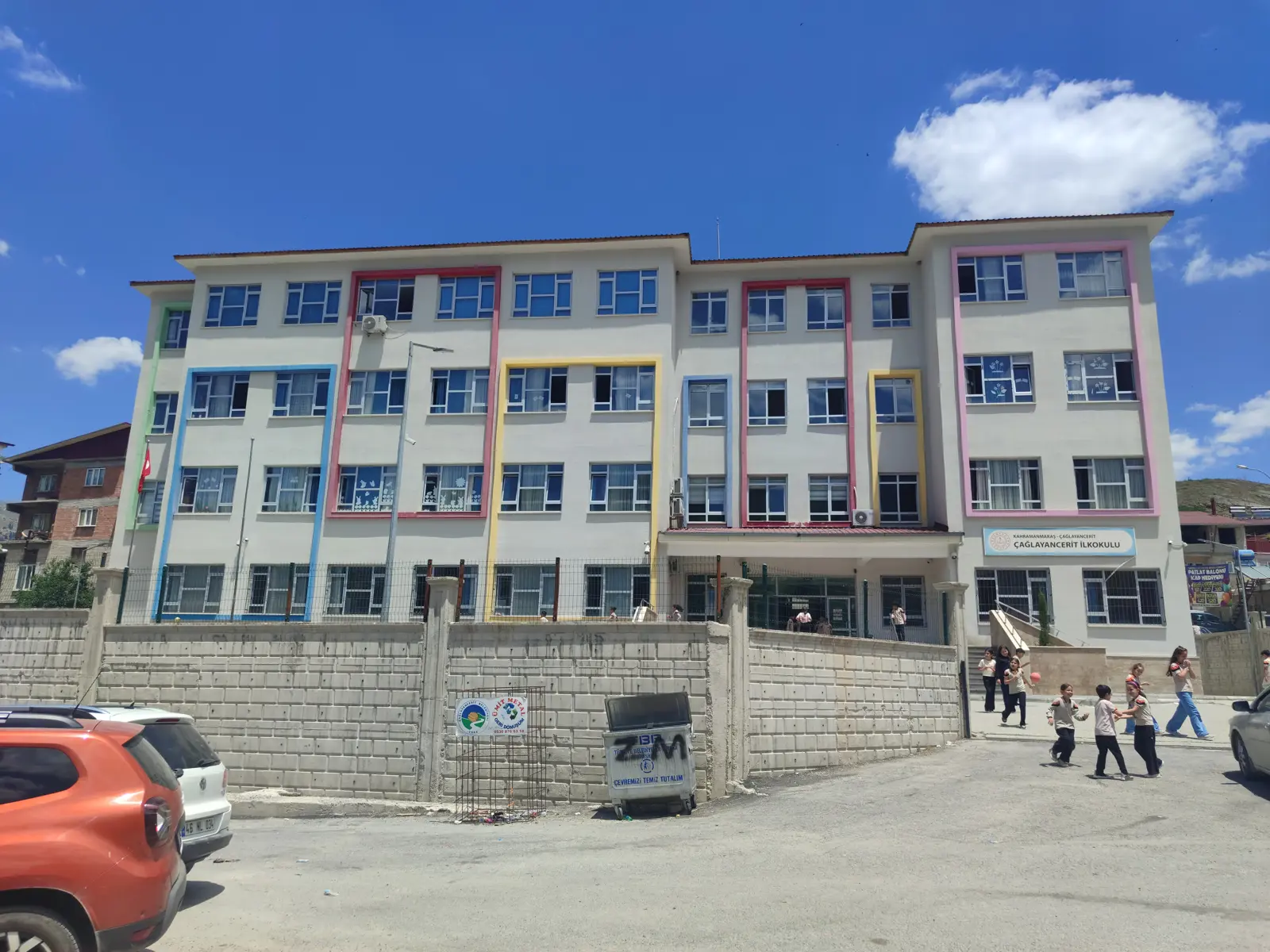 Çağlayancerit İlkokulu