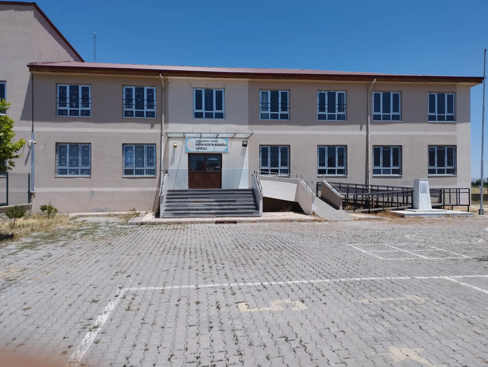 Kurum Kapak Görseli