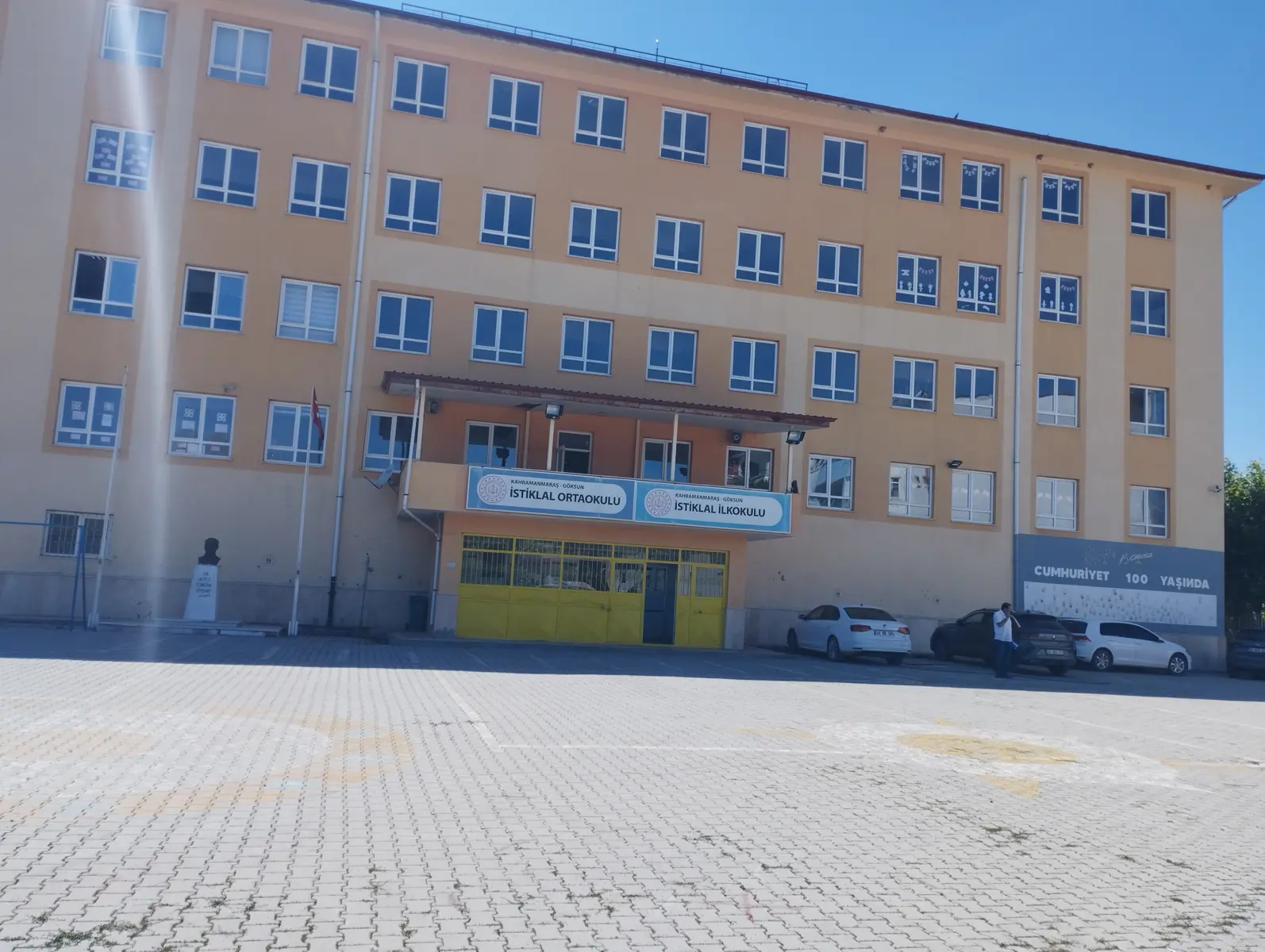 Kurum Kapak Görseli