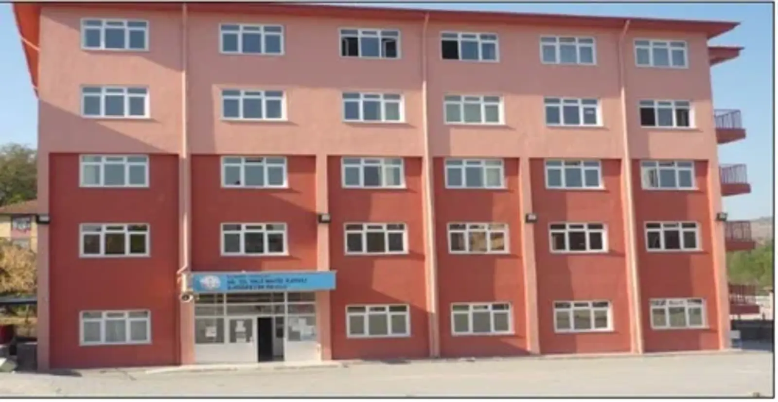 Kurum Kapak Görseli