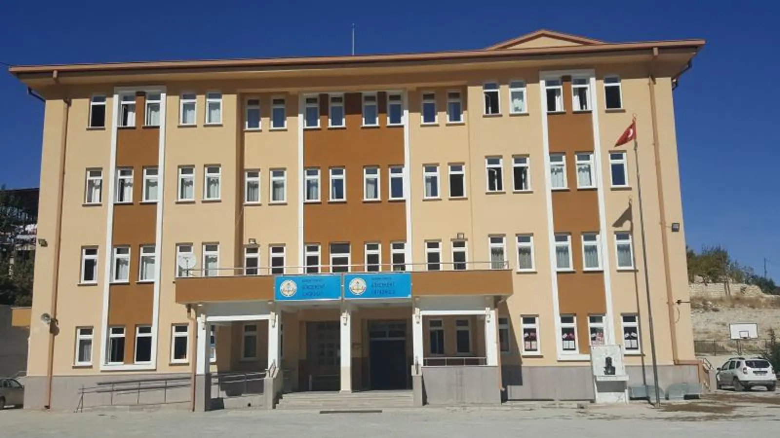 Kurum Kapak Görseli