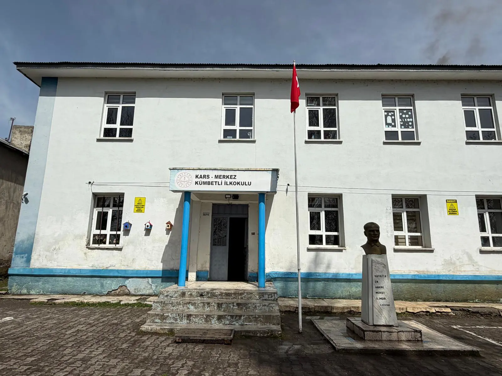 Kurum Kapak Görseli