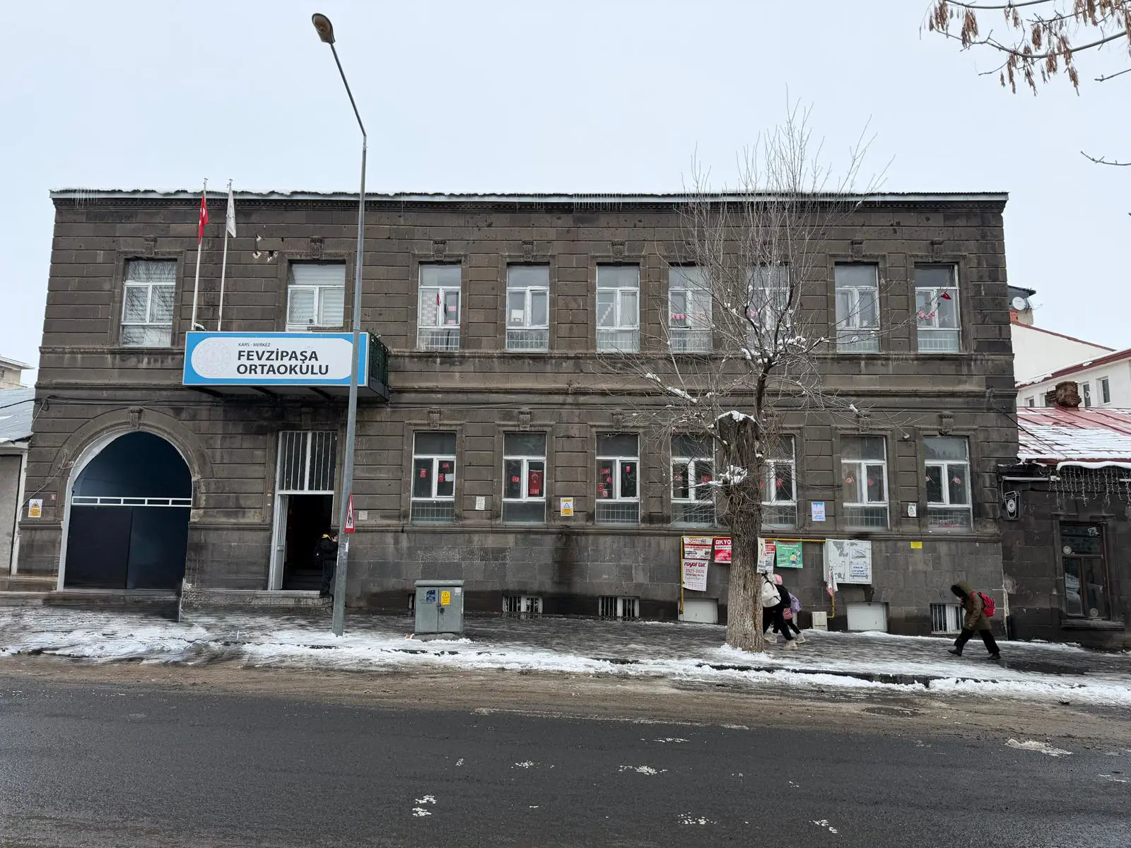 Kurum Kapak Görseli