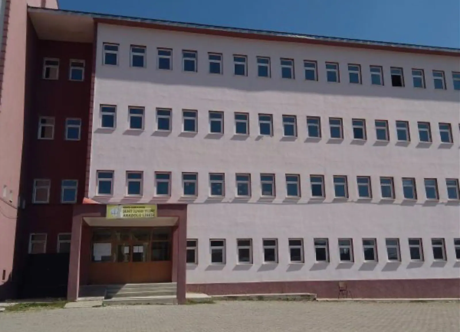 Kurum Kapak Görseli