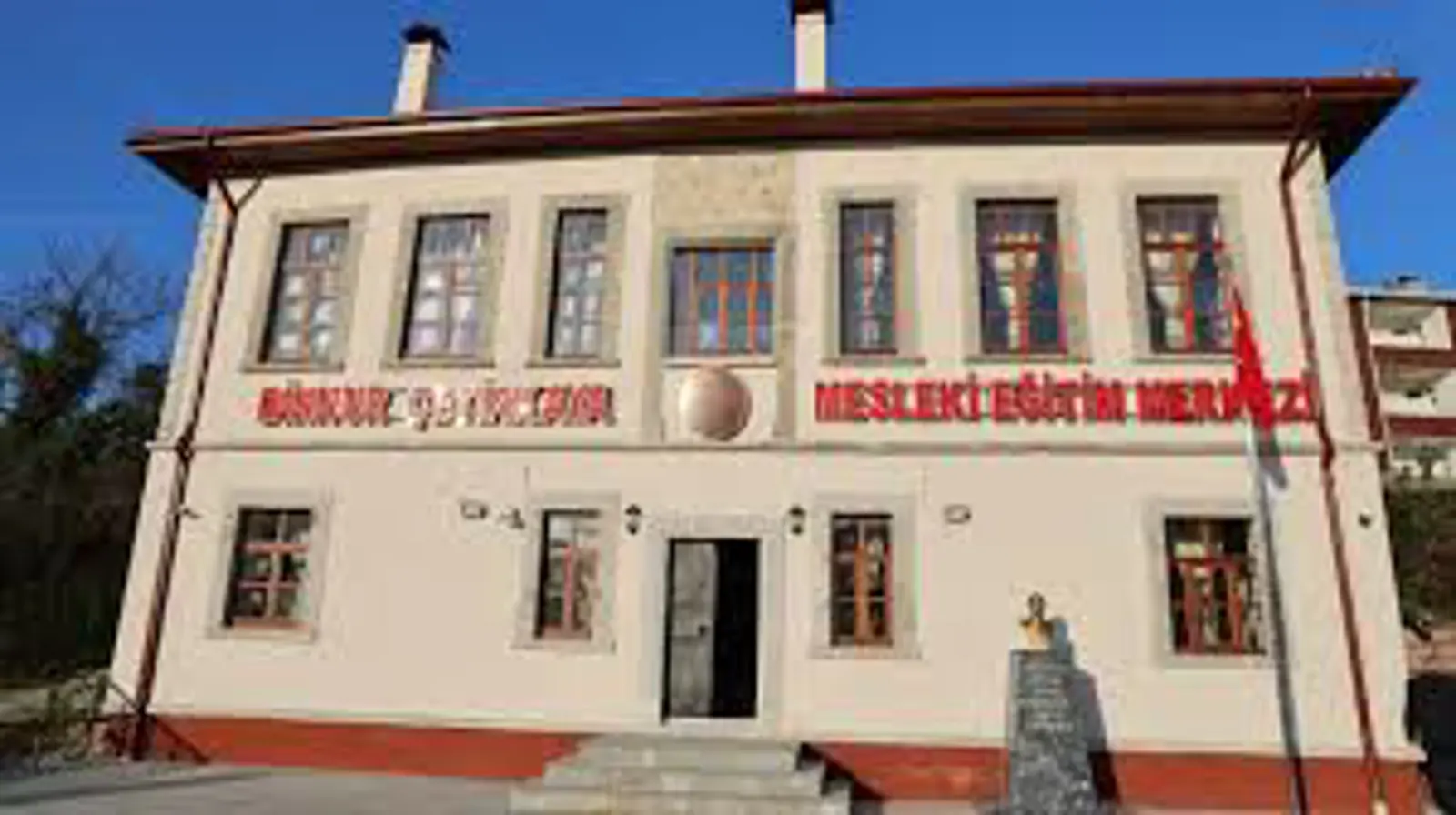 Kurum Kapak Görseli