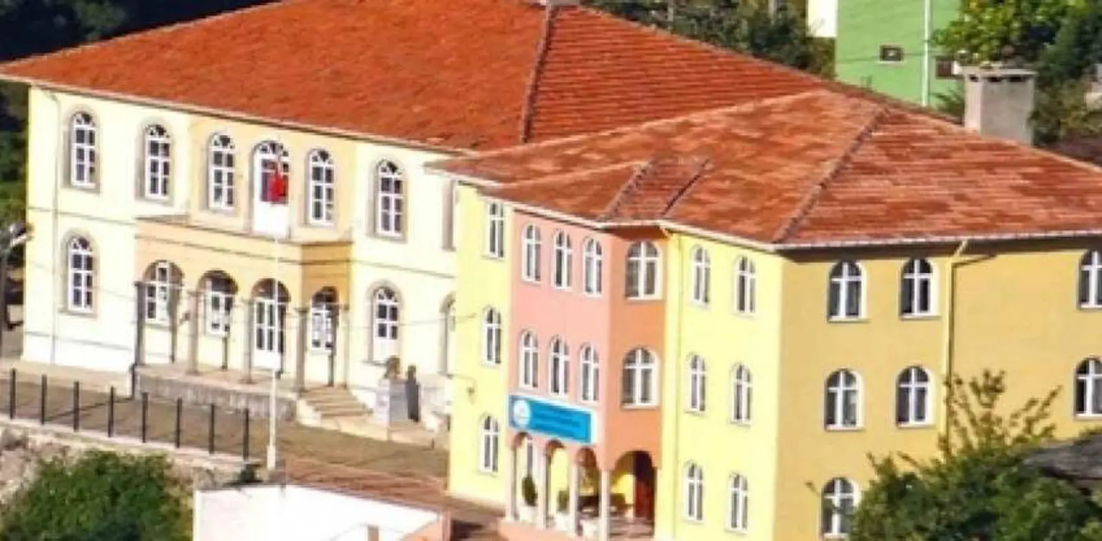 Kurum Kapak Görseli