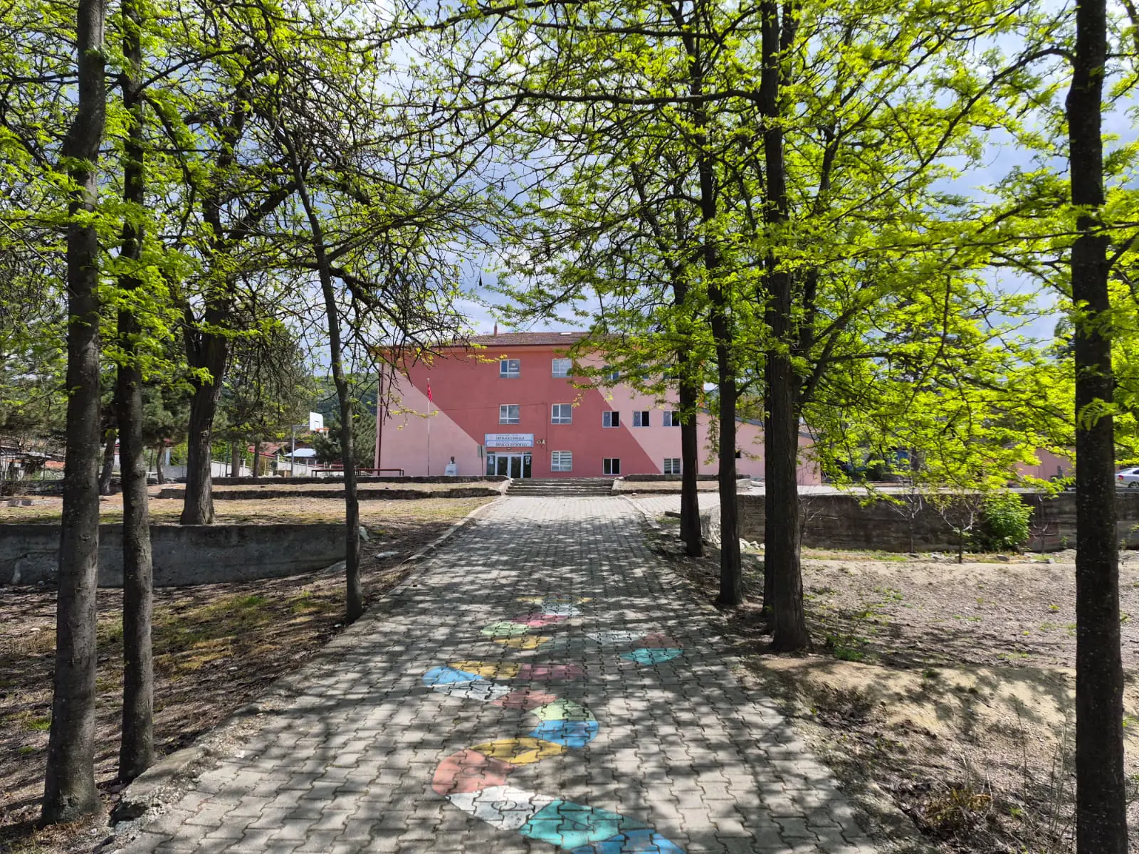 Kurum Kapak Görseli