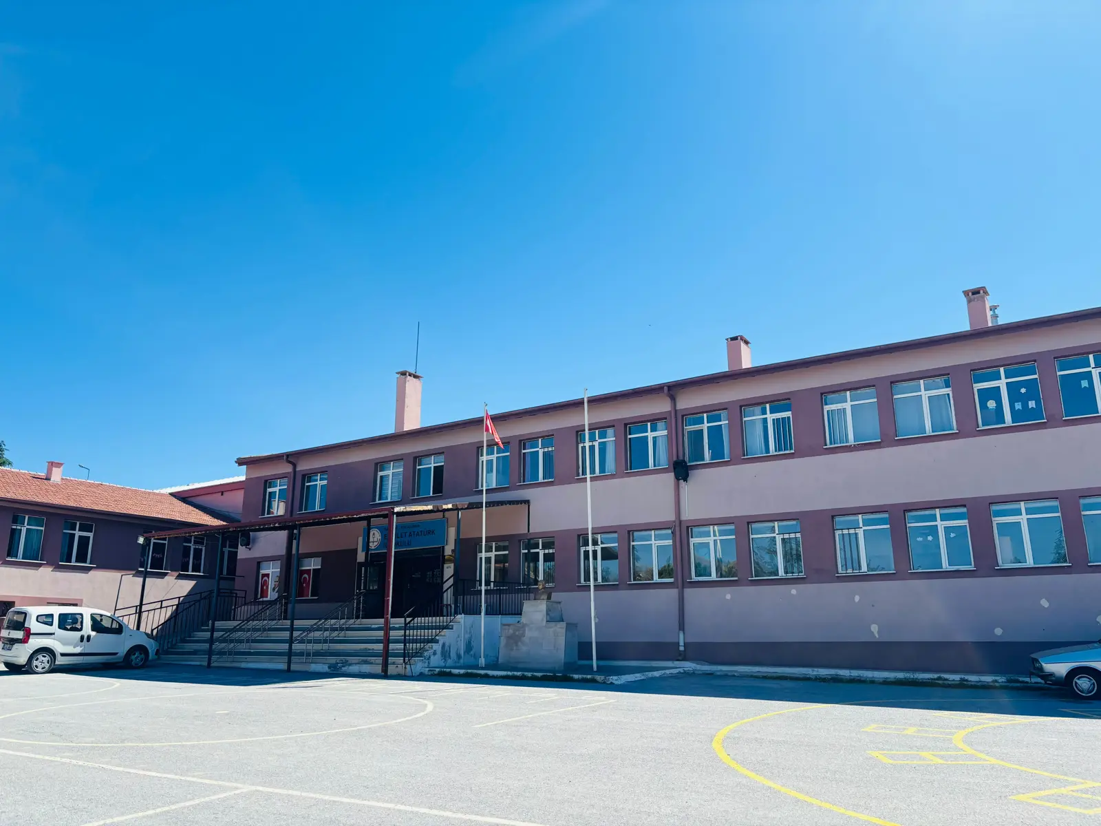 Kurum Kapak Görseli