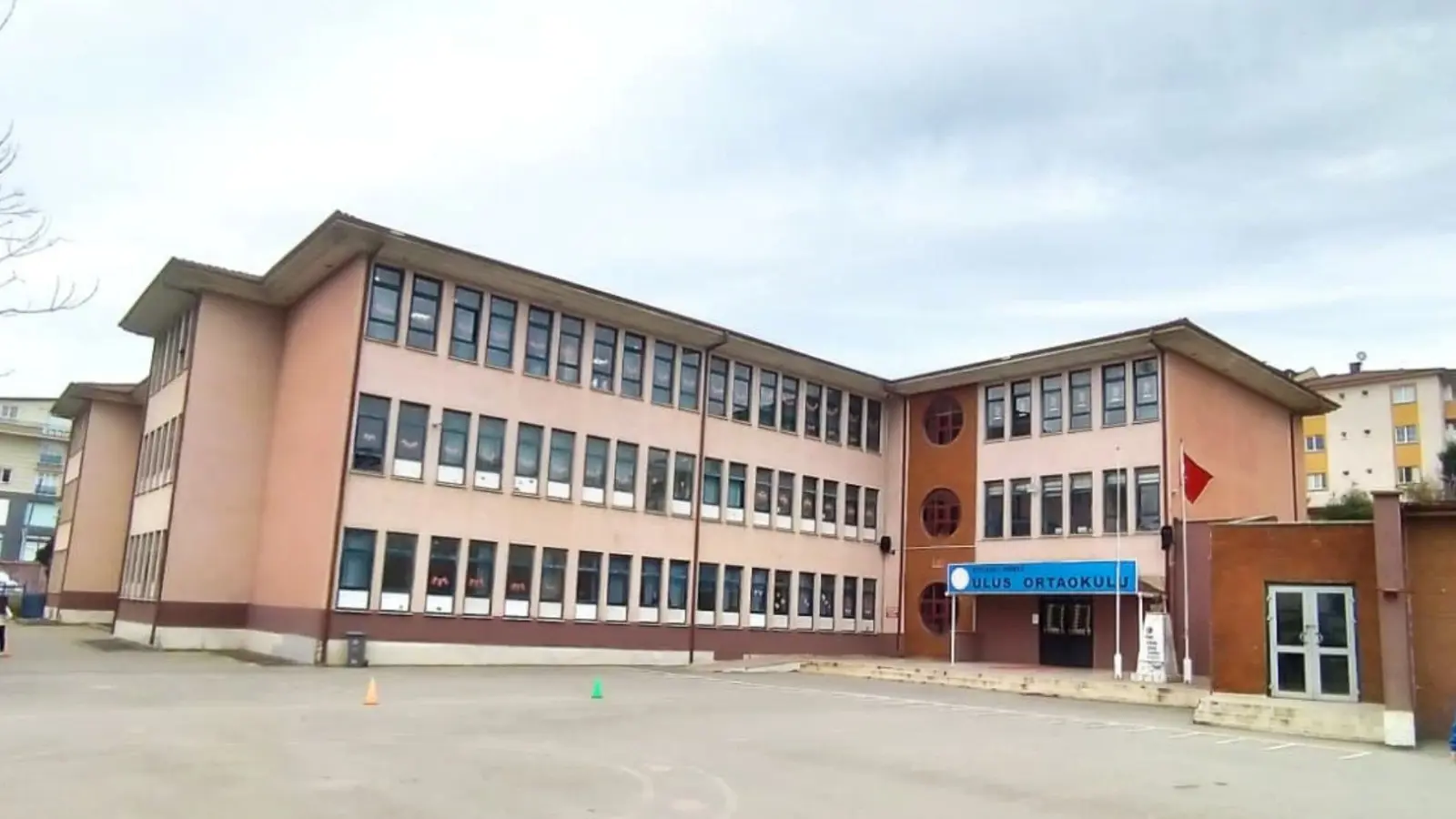 Kurum Kapak Görseli