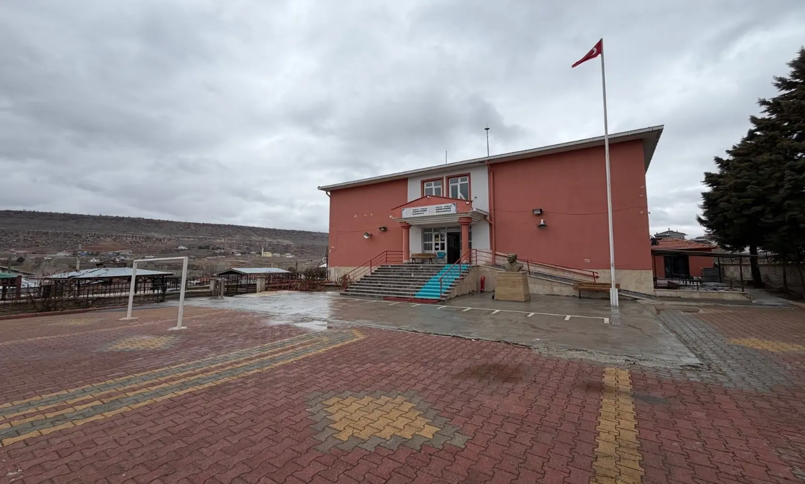 Kurum Kapak Görseli