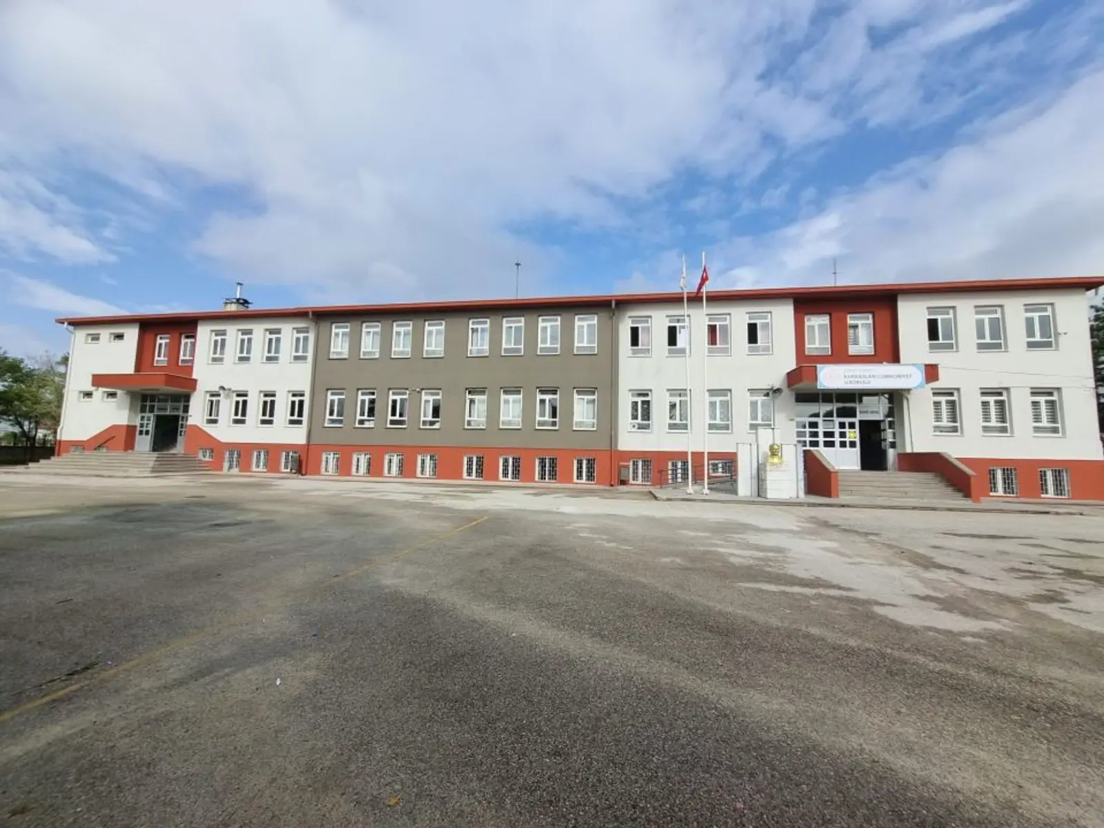 Kurum Kapak Görseli