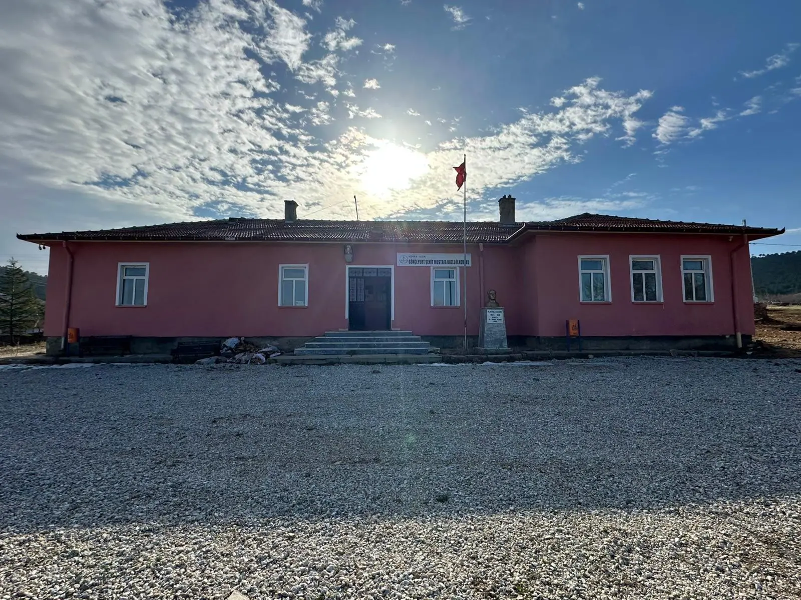 Kurum Kapak Görseli