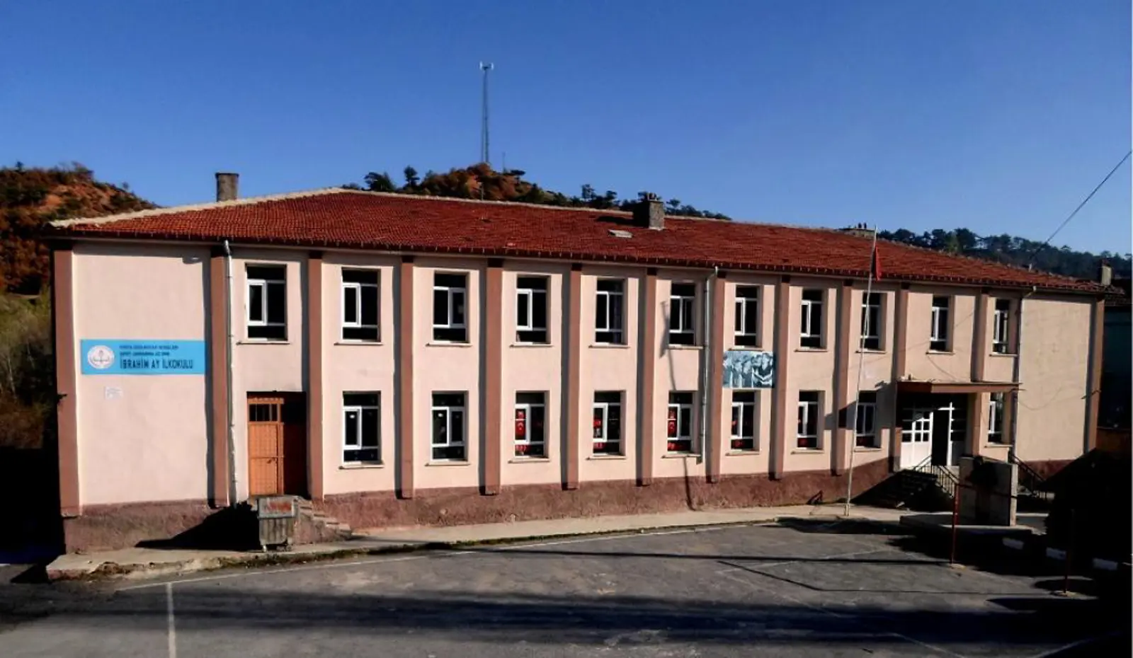 Kurum Kapak Görseli