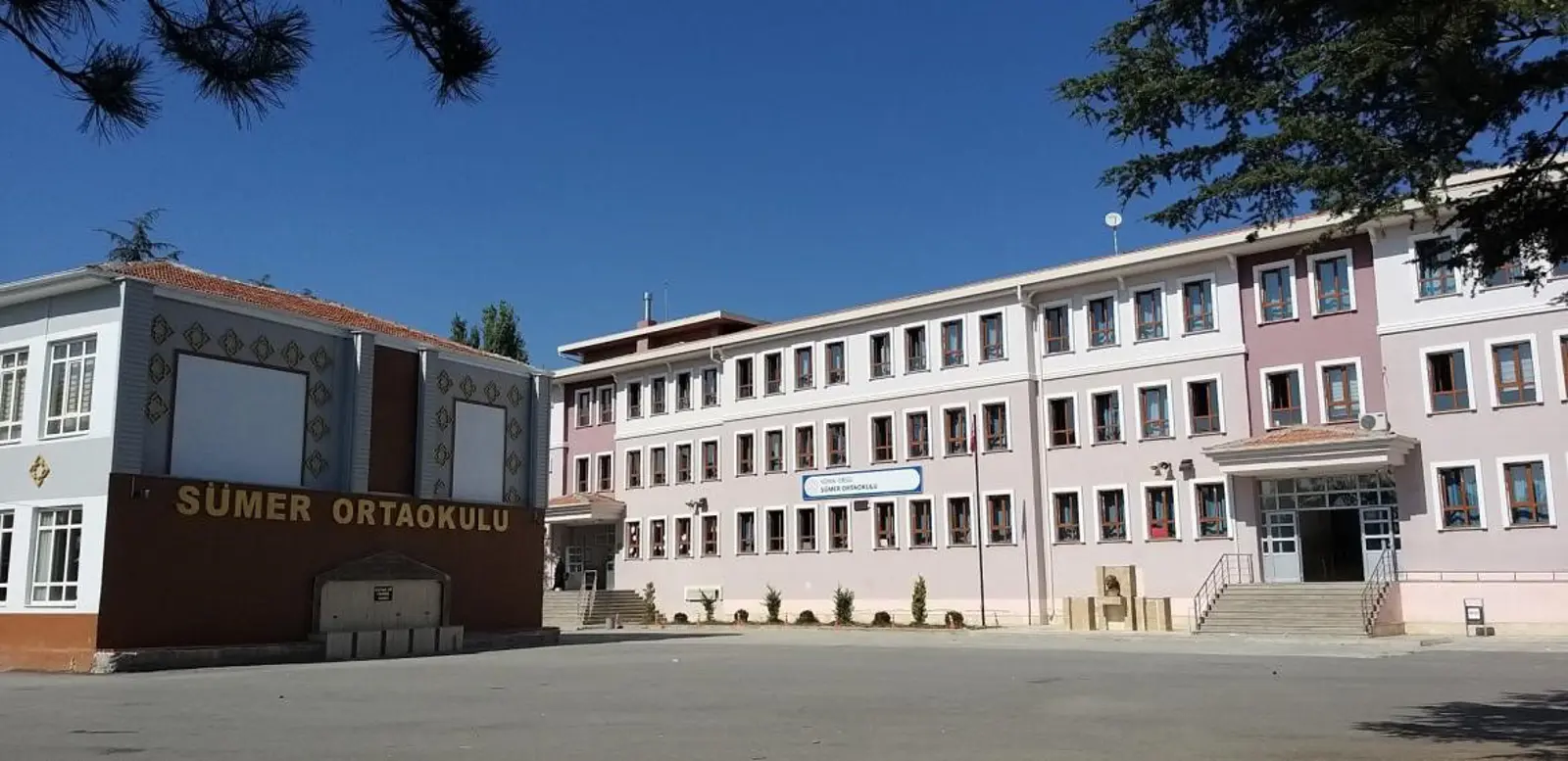 Kurum Kapak Görseli