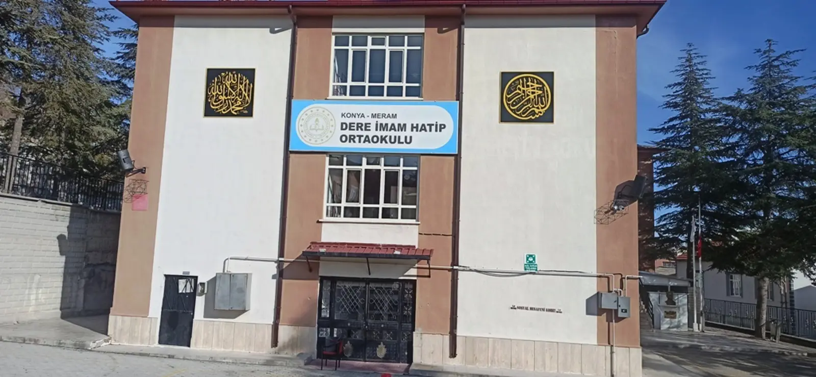 Kurum Kapak Görseli