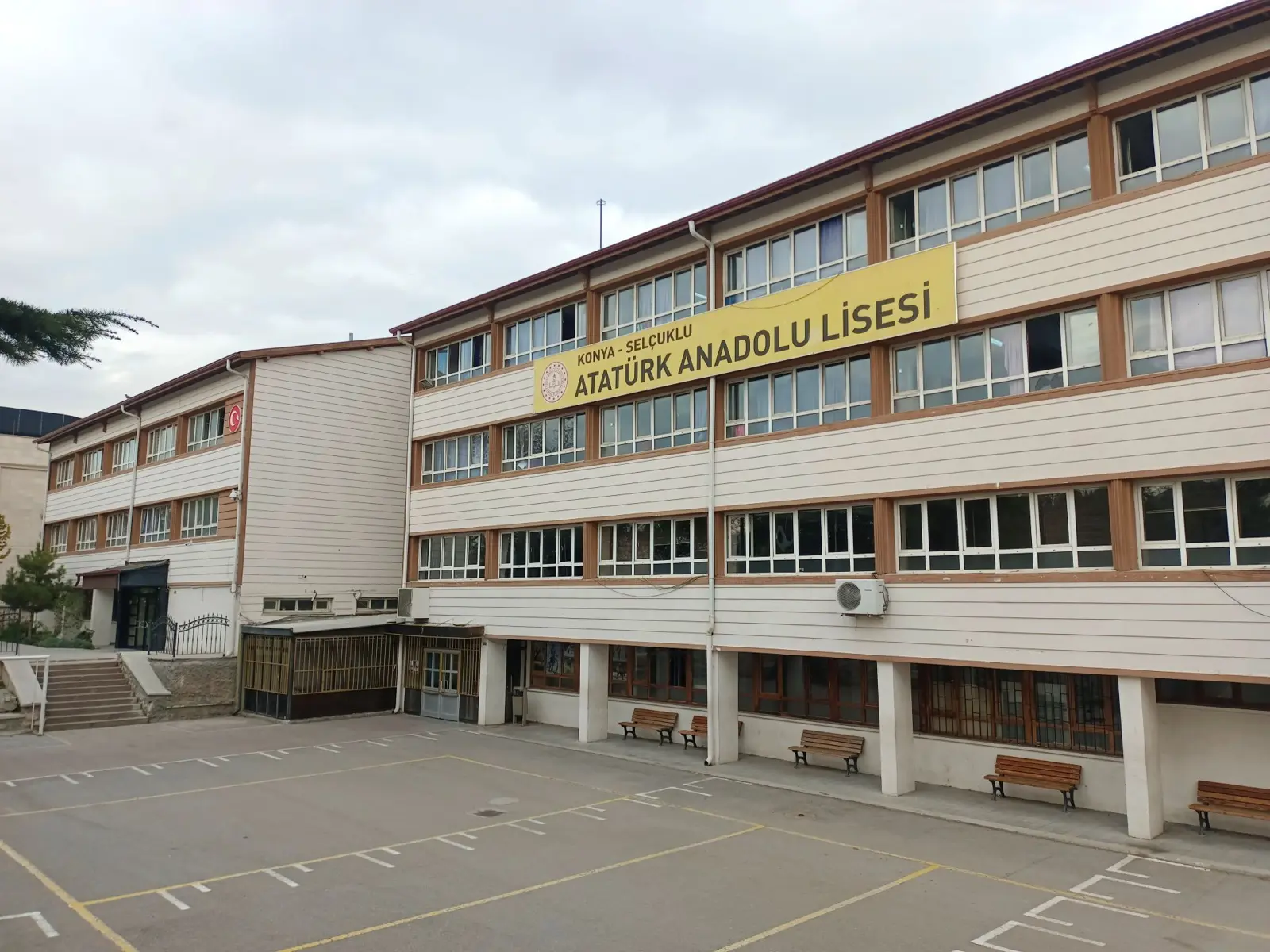 Kurum Kapak Görseli