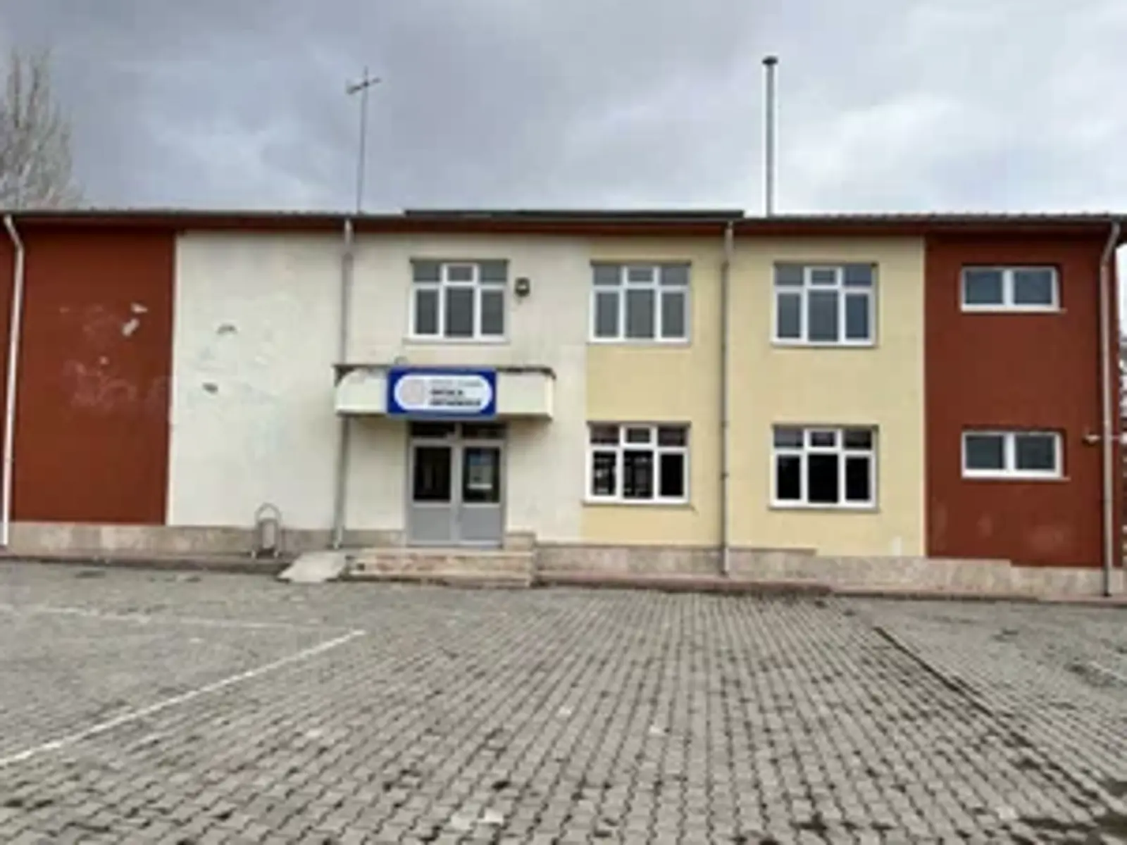 Kurum Kapak Görseli