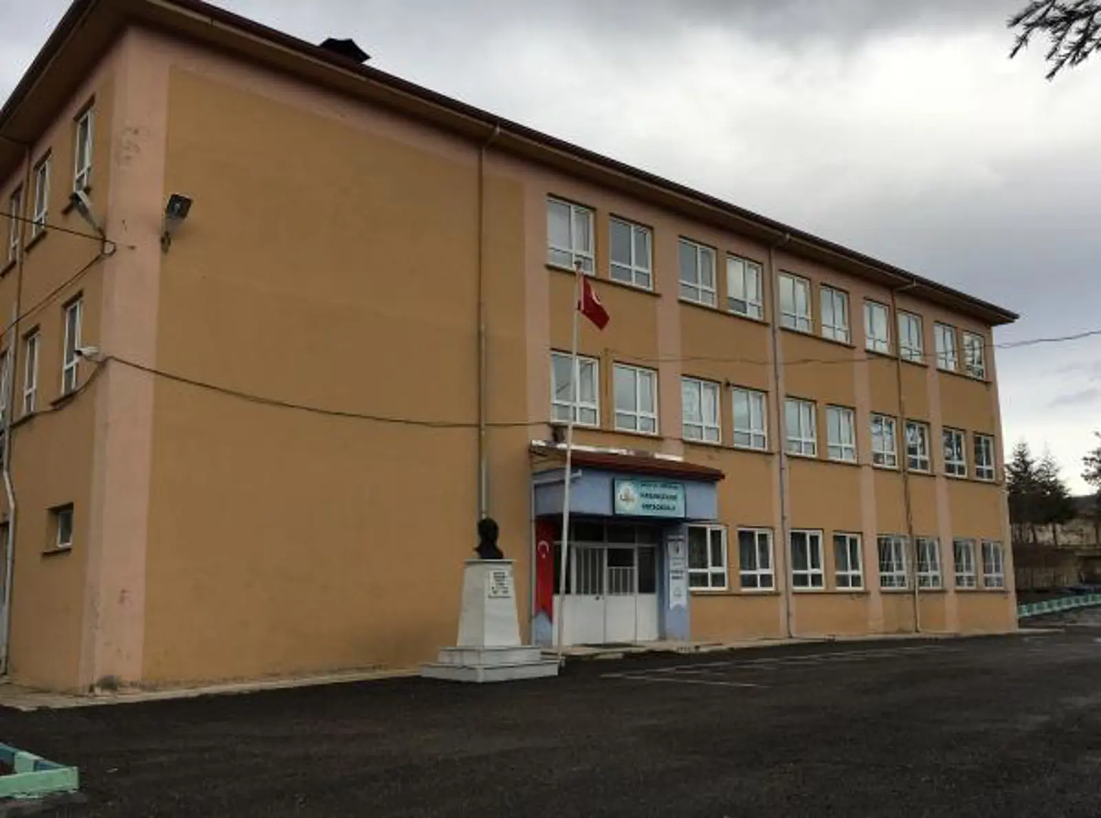 Kurum Kapak Görseli