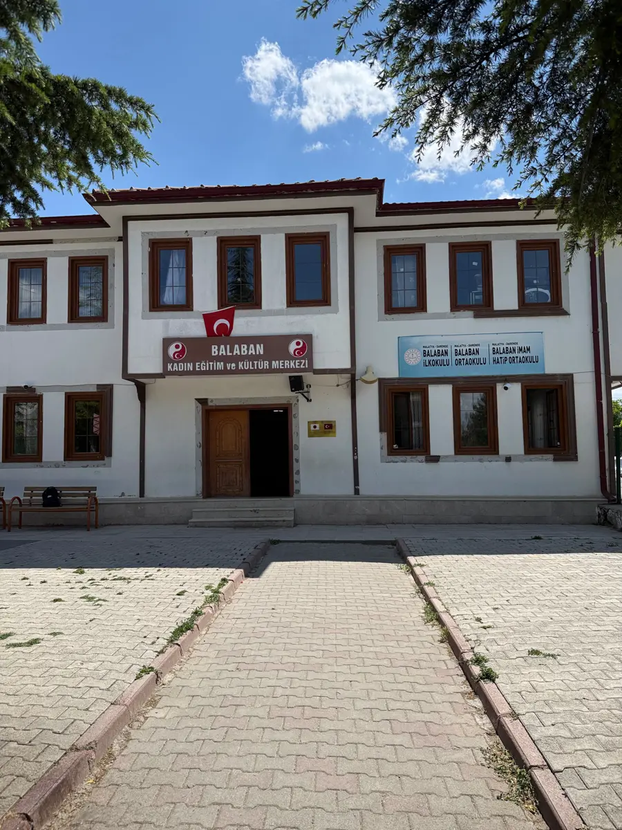 Kurum Kapak Görseli