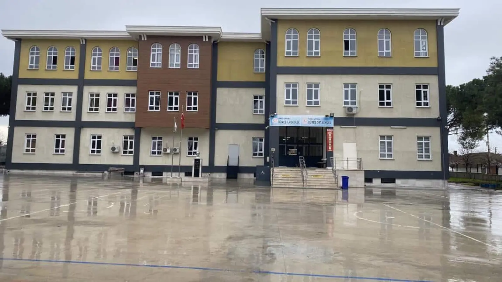 Kurum Kapak Görseli