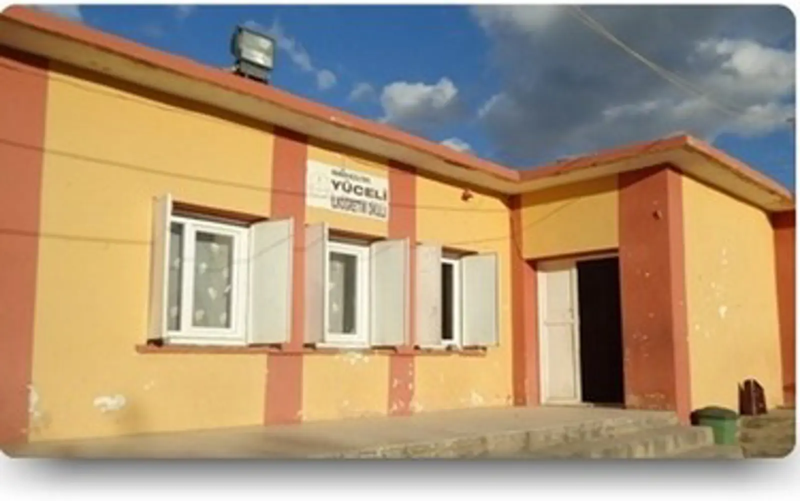Yüceli İlkokulu