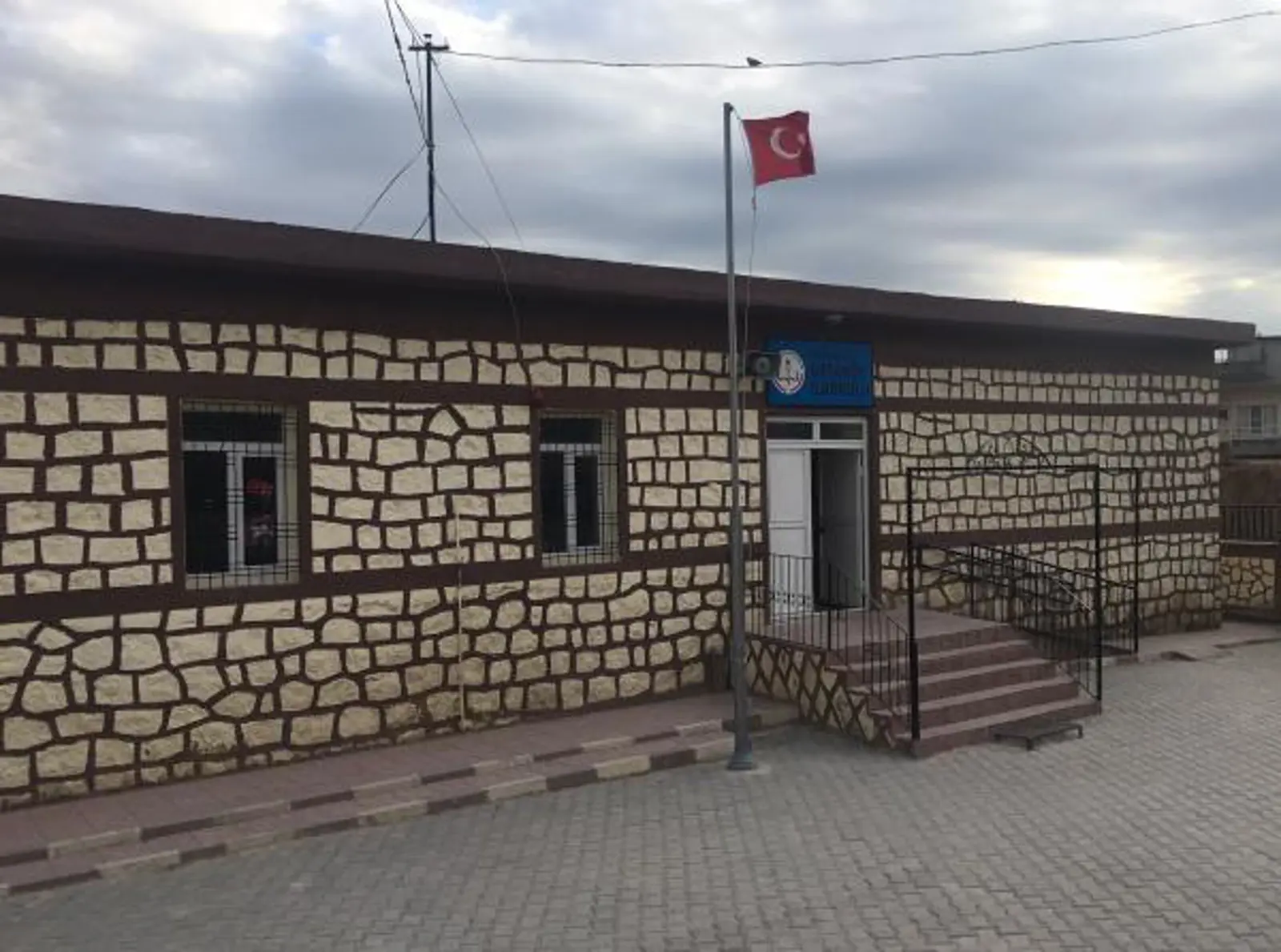 Kurum Kapak Görseli