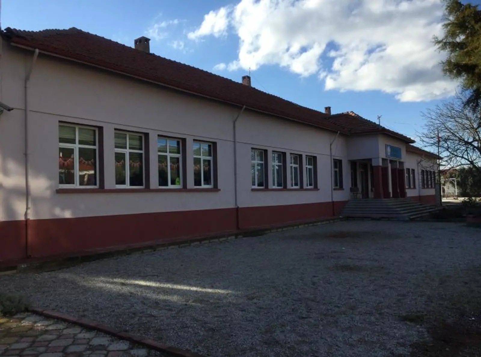 Kurum Kapak Görseli