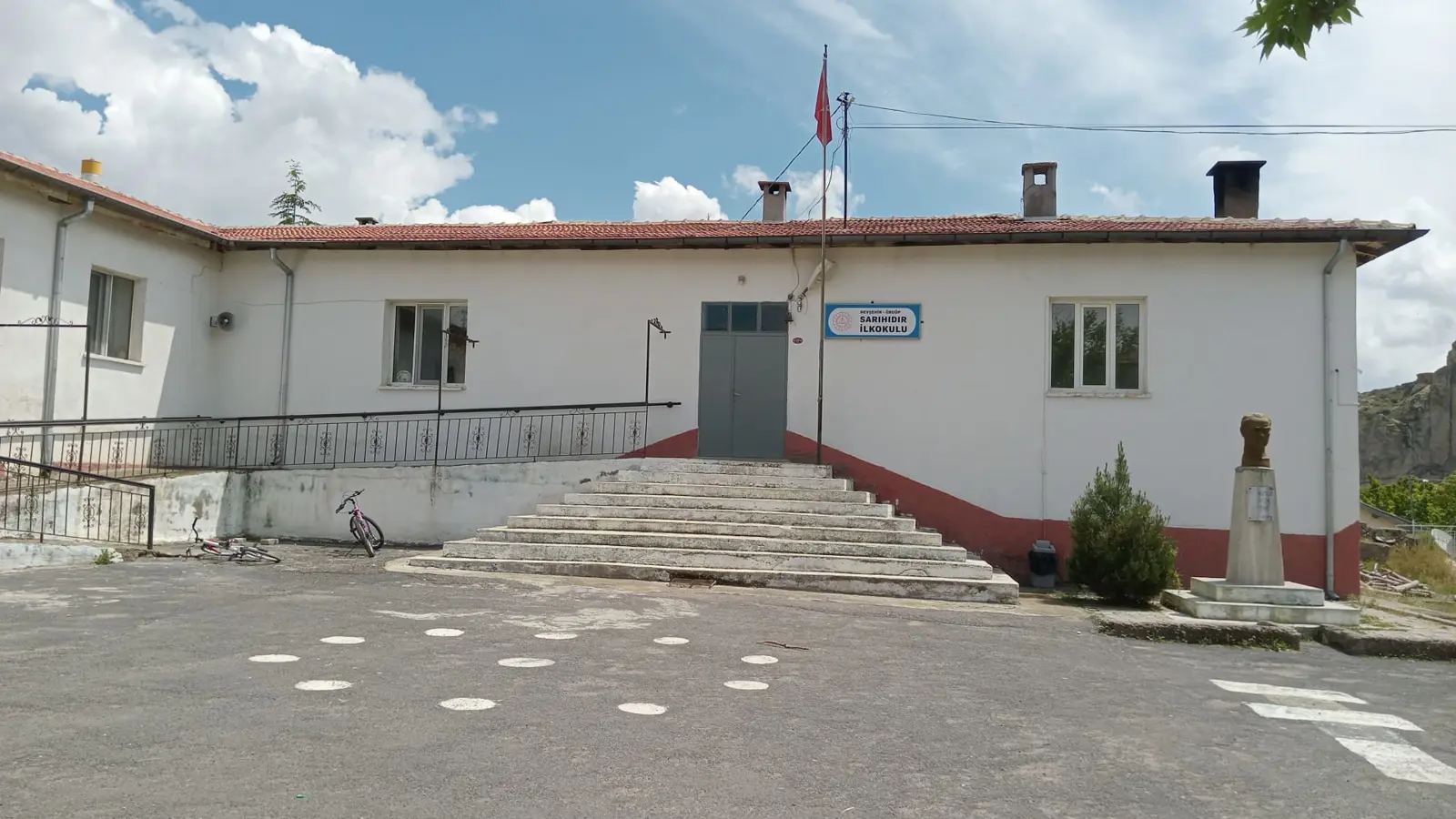 Kurum Kapak Görseli