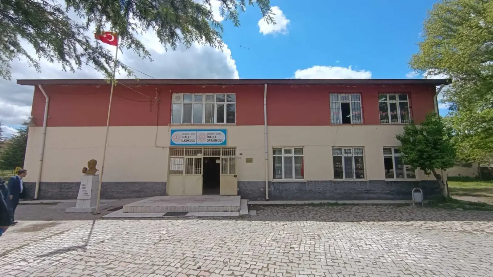 Kurum Kapak Görseli
