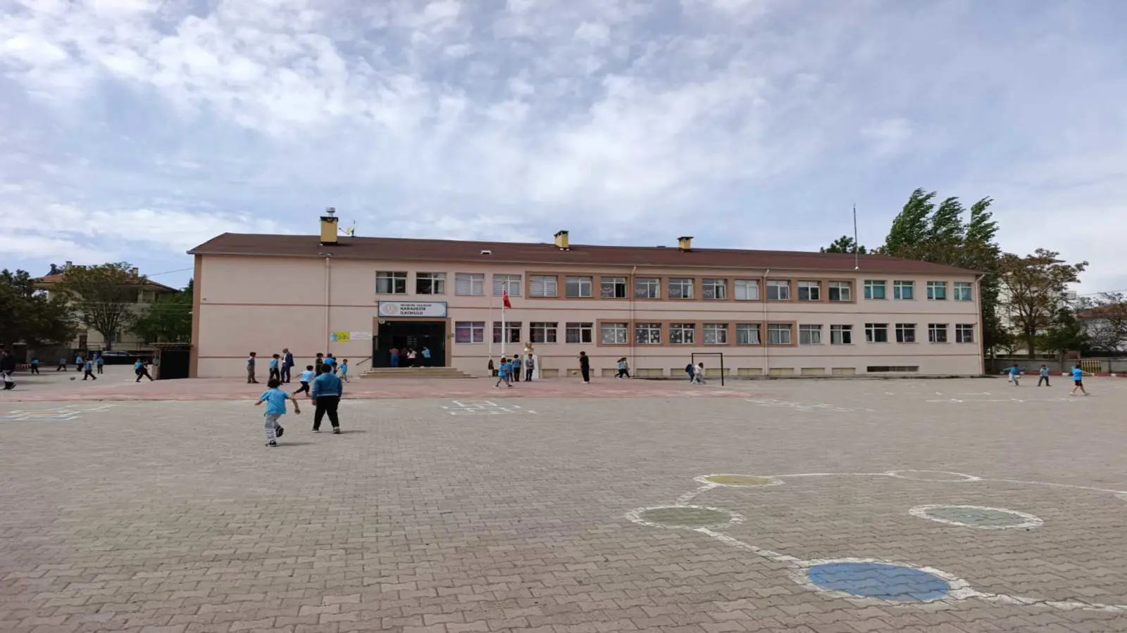 Kurum Kapak Görseli