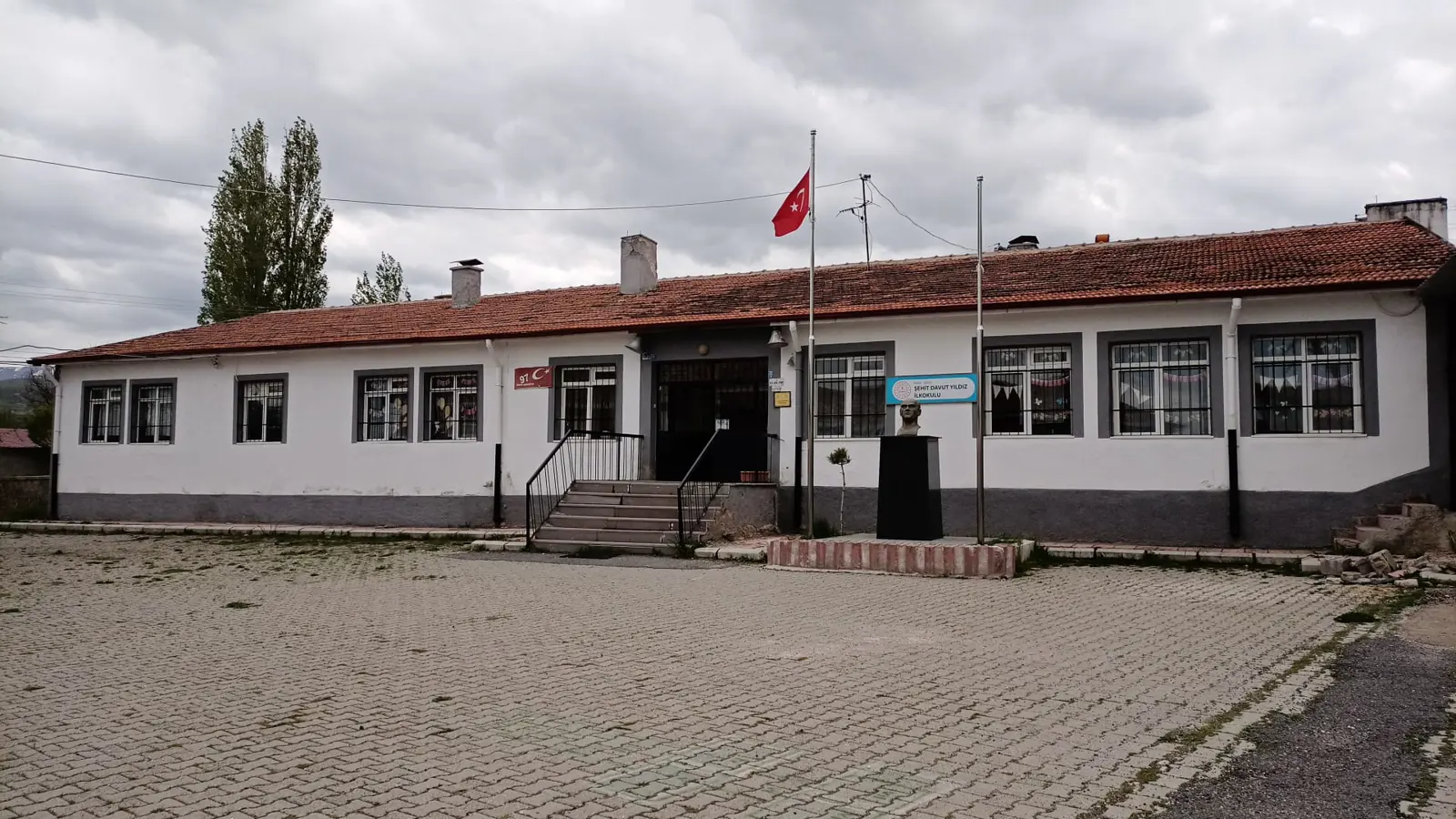 Kurum Kapak Görseli