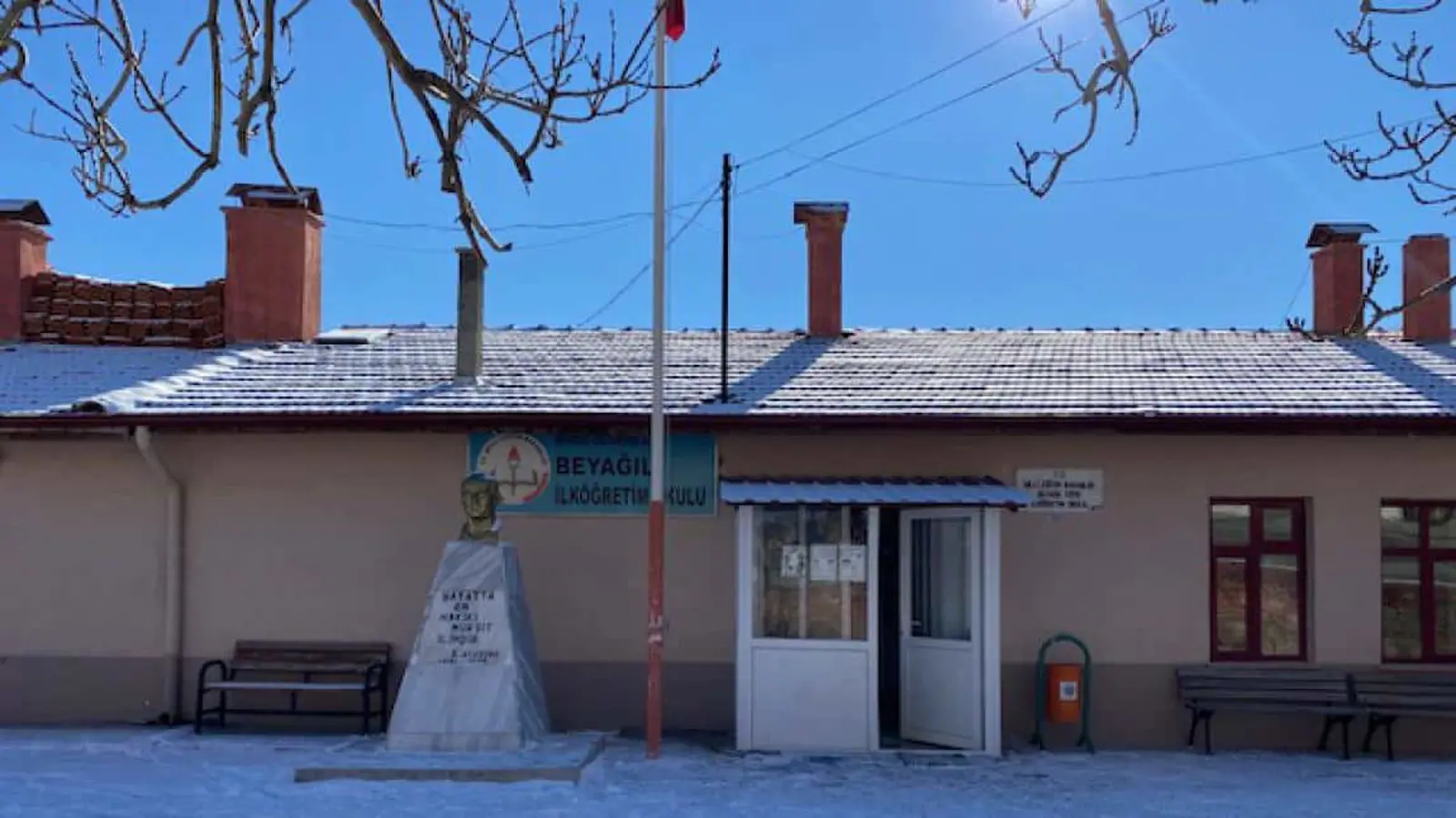 Kurum Kapak Görseli